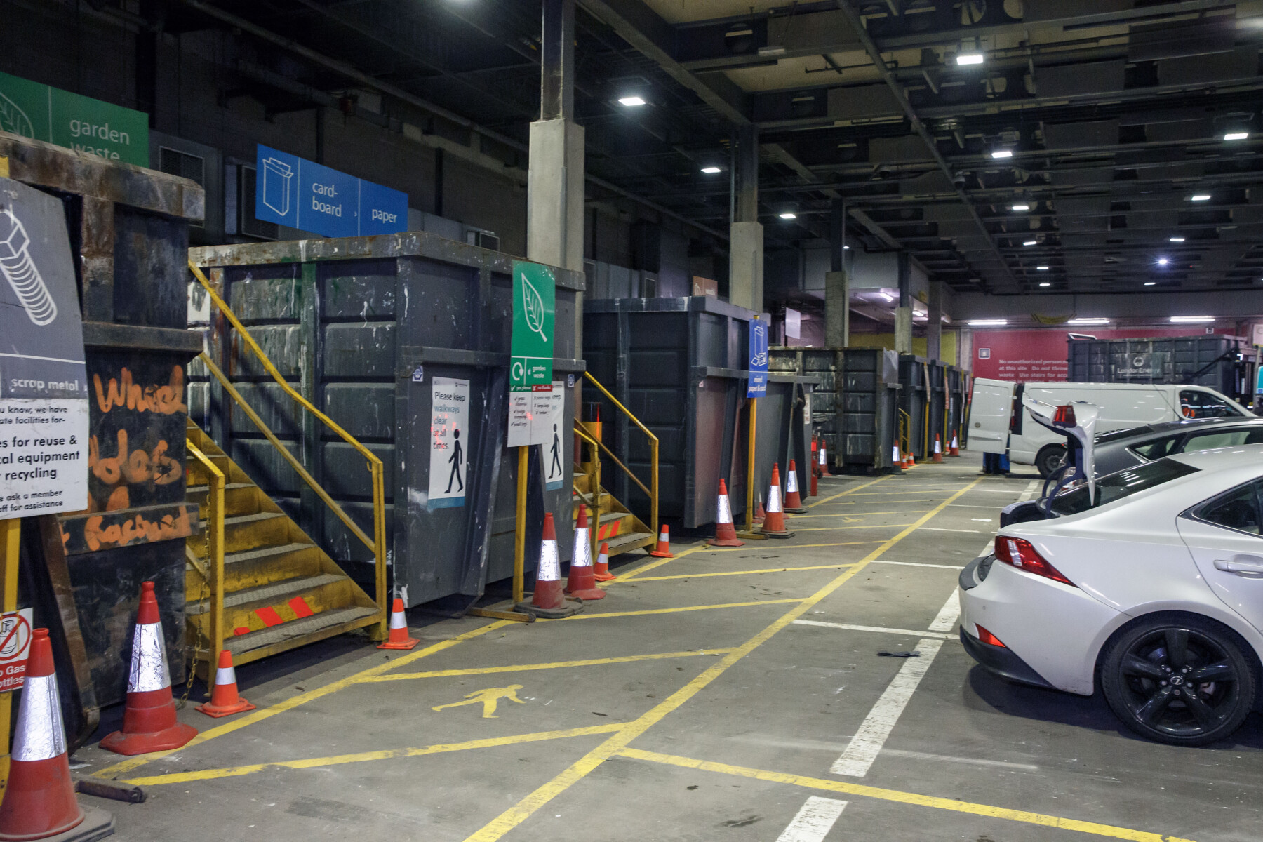 Hornsey St Reuse & Recycling Centre 10th Dec 24